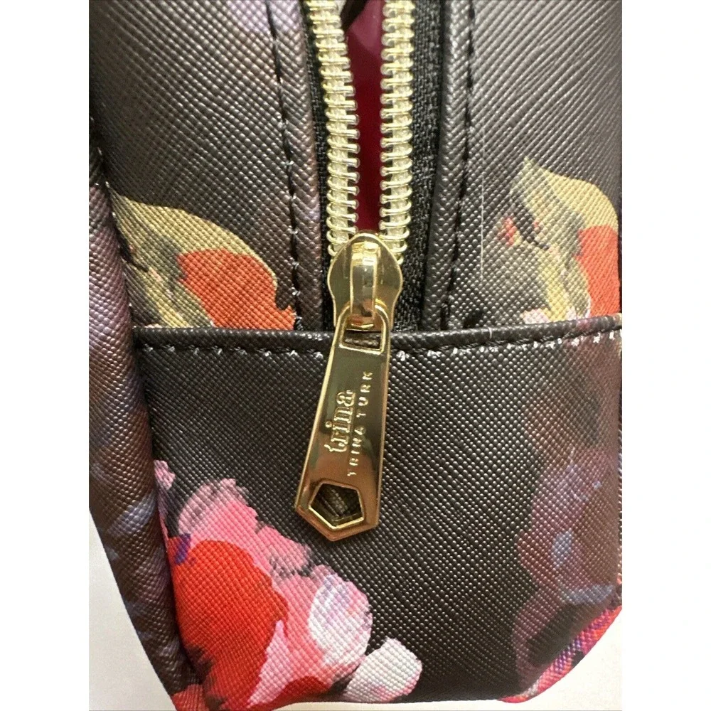 TRINA TURK Black W/ Red‎ & Pink Floral Print Travel/ Makeup/ Cosmetics Bag NWOT